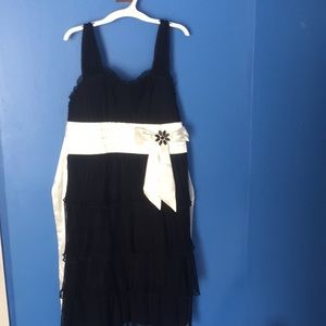 Black and White Dress by MyMichelle(Girls Size 12)